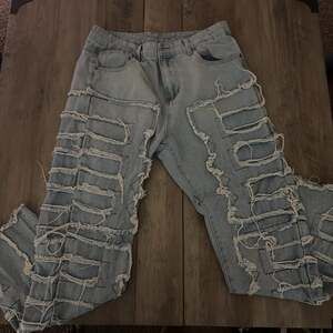 Manfinity Light Wash Distressed Patchwork Jeans